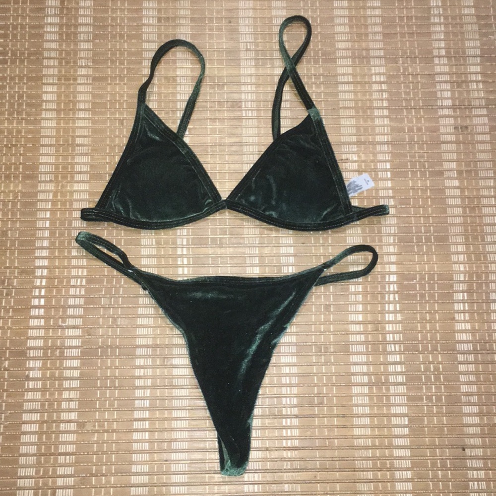 Velvet bikini